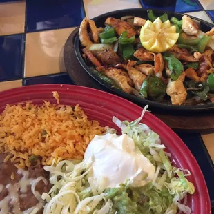Lunch fajitas no tomatoes
