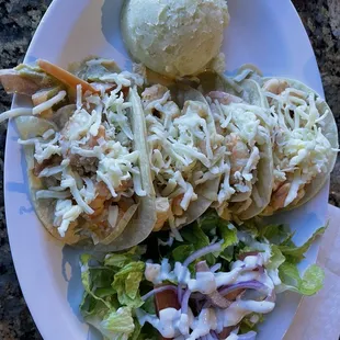 My fav dish shrimp tacos California..yumm!