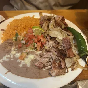 Carnitas plate