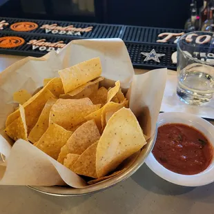 food, nachos