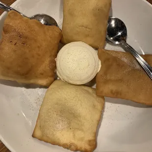 Sopapillas