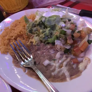 Rice, beans and fajita toppings