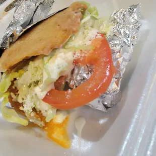 Chicharron gordita con todo