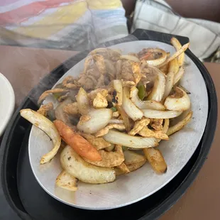 Sizzling chicken fajitas