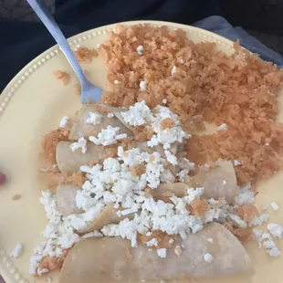 Chicken enchiladas with &quot;Monterey jack&quot; unmeltable apparently. Seems more like cojita WTF?