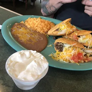 Gordita Plate