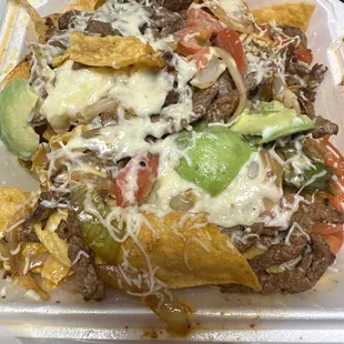 Steak nachos