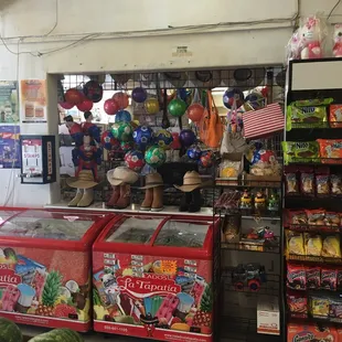 Typical Mexican mercadito.