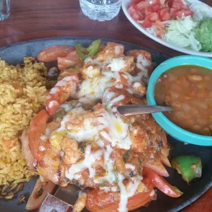a plate of mexican food