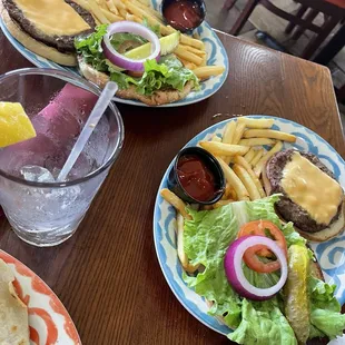 Kids cheeseburger meal