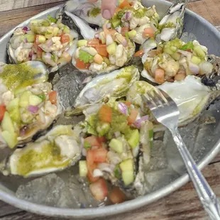 Oysters preparados..and regular Oysters..I wanted to try them both.