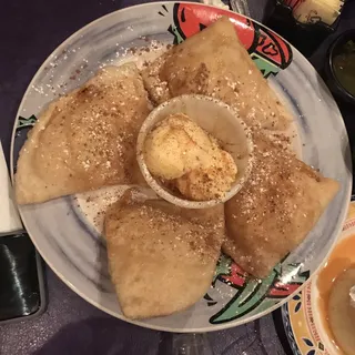 Sopapilla