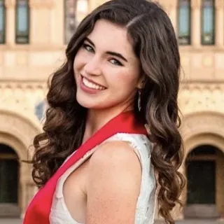Maia F.