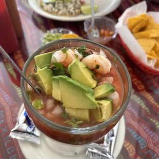 Coctel de camaron y pulpo.