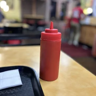 Salsa roja.  Red salsa.