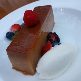 Dulce De Leche Flan