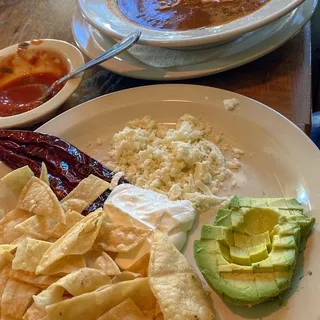 Sopa De Tortilla / Tortilla Soup