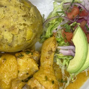 Pollo Guisado