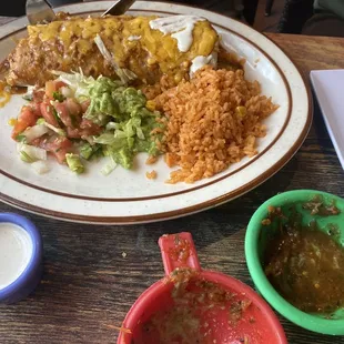 a plate of mexican food