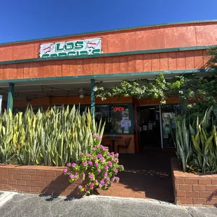 the entrance to the restaurant