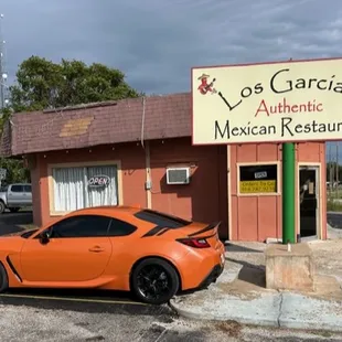 El Tigre @ Los Garcia's