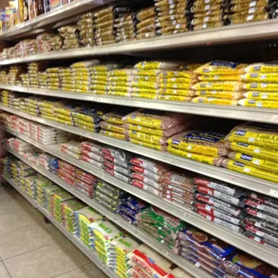 A huge variety of dry grains