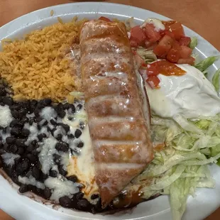 Chicken chimichanga, my new favorite--I requested black beans instead of refried. Rice was nice and light!