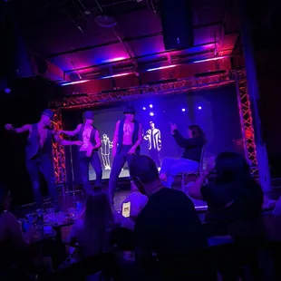 Hollywood Man performing