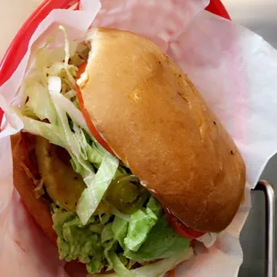 Hawaiian torta$6.50(ham,pineapple,grilled onion,guac,mayo,lettuce,tomatoes,jalapeños)