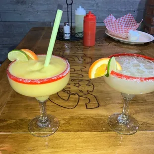 Mango margarita frozen and classic margarita  Fantastic!