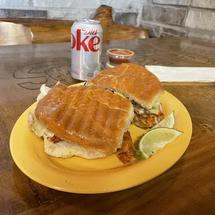 Al pastor torta.