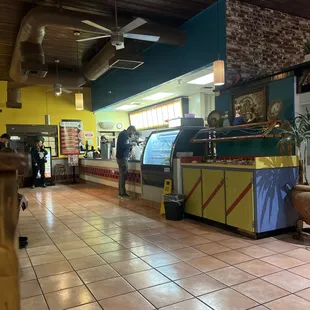 sushi and sashimi, interior