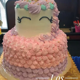 Making little princesses dreams come true with our Unicorn cakes