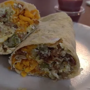 Los Hermanos Restaurant & Lounge