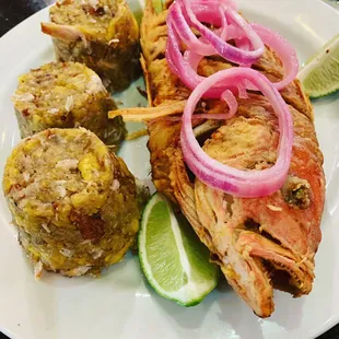 Mofongo de Chicharrón with Red Snapper!