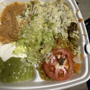 3 enchiladas (beef and cheese) with green sauce