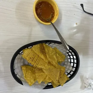 Salsa and chips