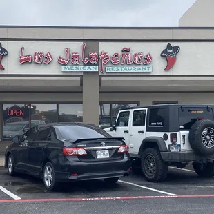 Welcome to Los Jalapeños