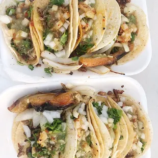 1 of each: Carnaza, Pastor, Asada, chorizo