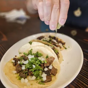 Regular tacos: Asada