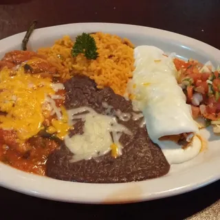 Sour Cream Chicken Nachos