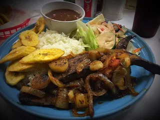 Los Latinos Supermercado y Restaurante