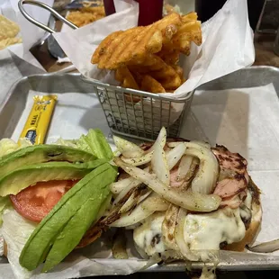 Mexican hamburger (Hamburguesa Mexicana)