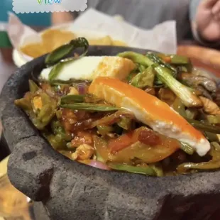 Mocajete.  Stays hot for 20 m