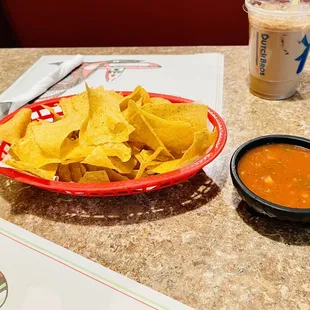 Chips &amp; Salsa