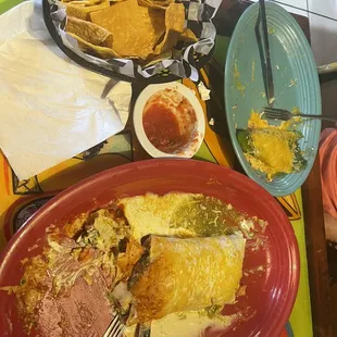 Burrito Azteca &amp; Chile Rellenos