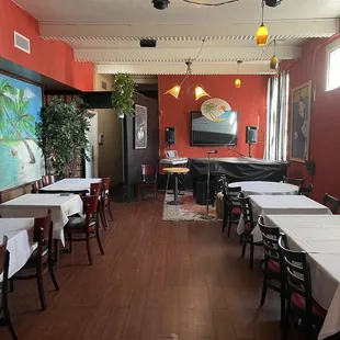 Back room with entertainment space