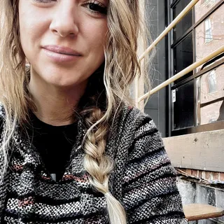 Cassie S.