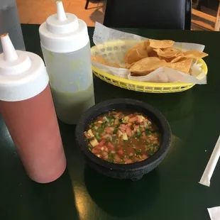Chips n pico de gallo