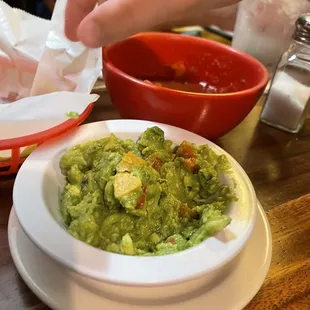 4 oz. Guacamole and chips and salsa